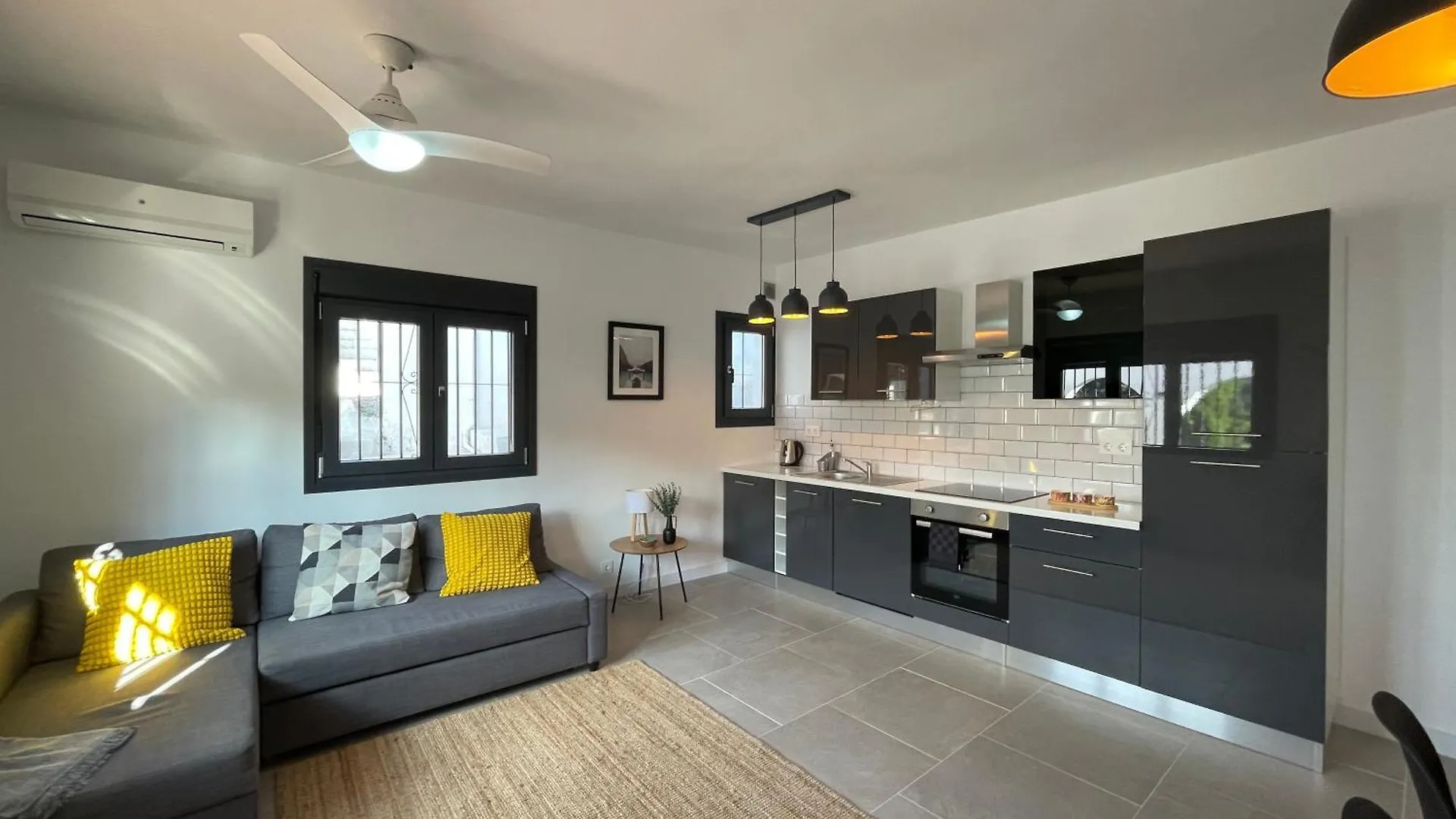 Bella Boutique Apartments Cómpeta スペイン